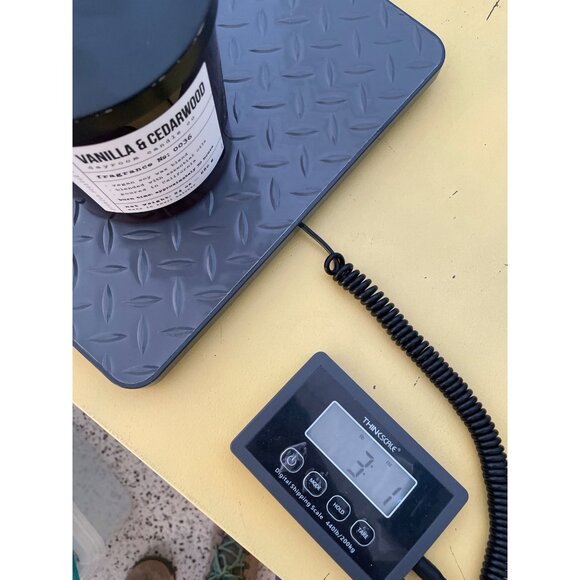 Leoben Vanilla Cedarwood 3-Wick 24oz Soy Wax Candle Essential Oils Amber Jar - Picture 7 of 7